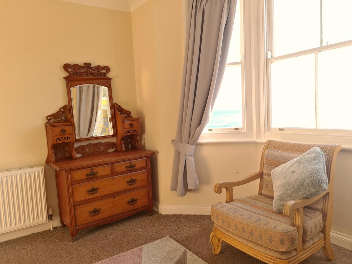 Flat 4, Den House Apartment ทินมัท ภายนอก รูปภาพ